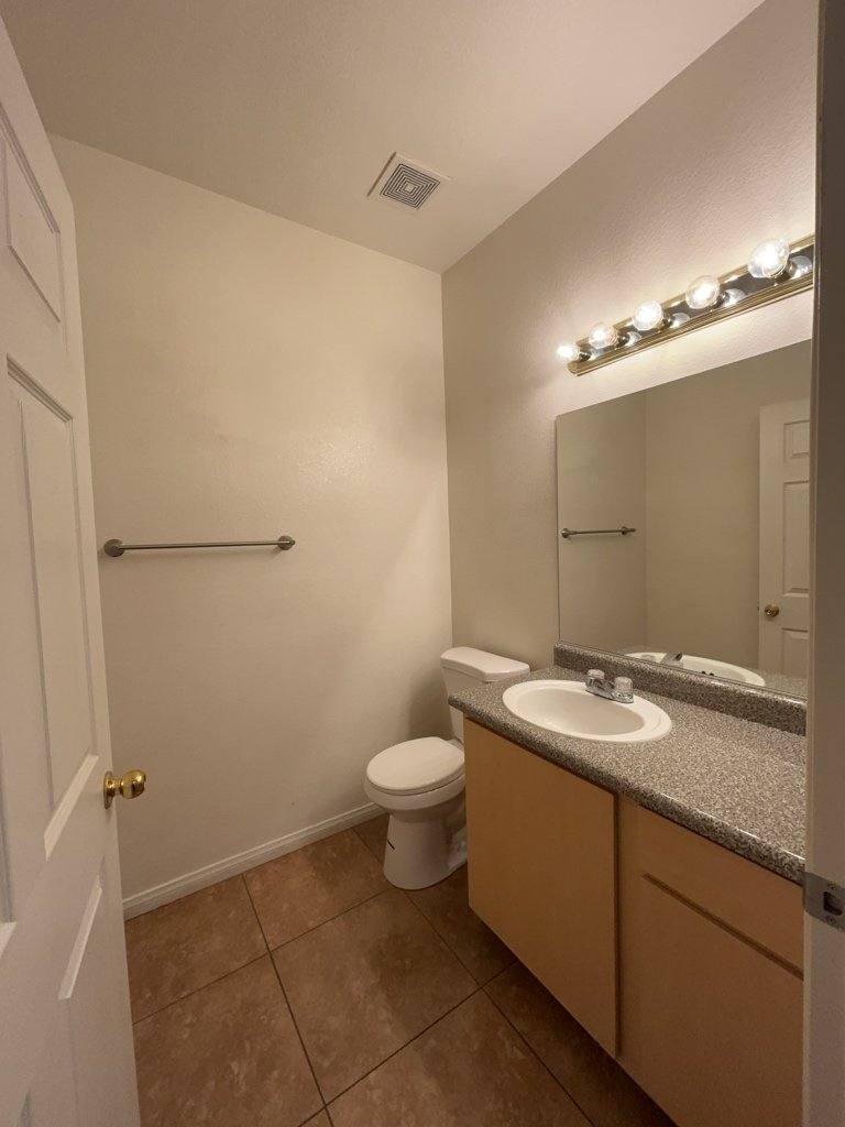 Apartment for rent at 4915 E Russell Rd #180 Bldg 6, Las Vegas, NV 89120