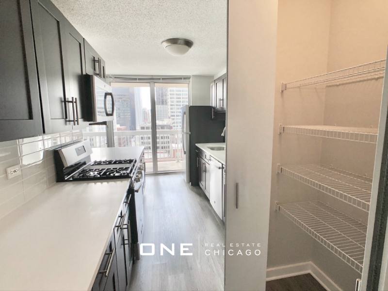 Apartment for rent at 525 N State 2, Chicago, IL 60654