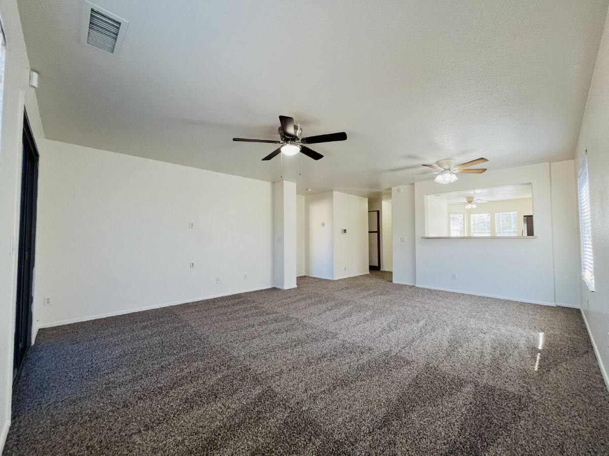 House for rent at 7332 N 70th Dr, Glendale, AZ 85303