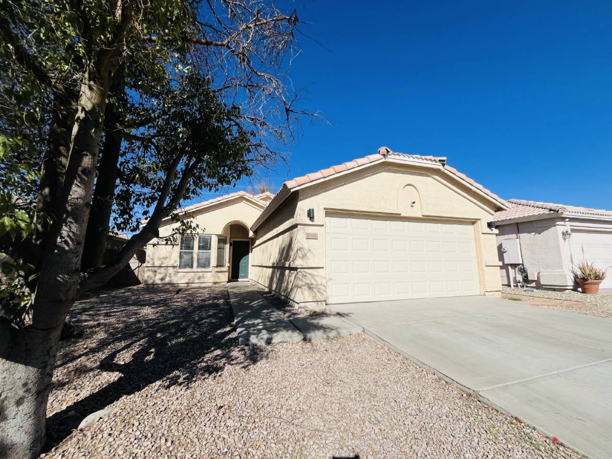 House for rent at 7332 N 70th Dr, Glendale, AZ 85303