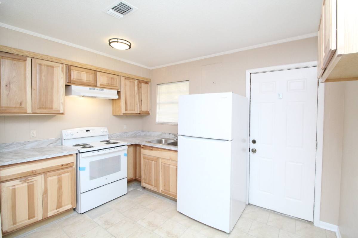 Apartment for rent at 6620 Applegate St, Milton, FL 32570