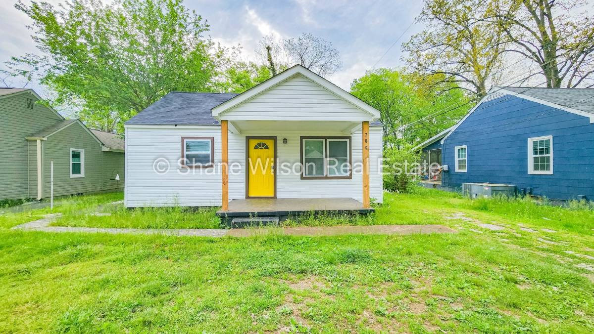 House for rent at 700 N Moore Rd, Chattanooga, TN 37411