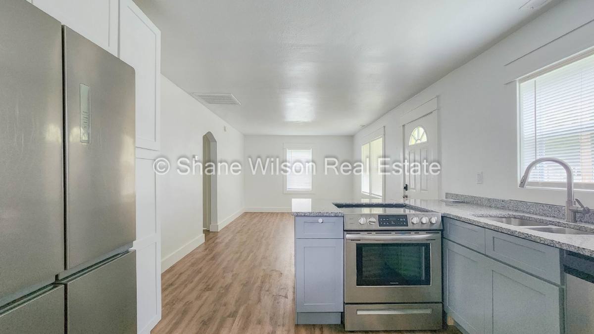 House for rent at 700 N Moore Rd, Chattanooga, TN 37411