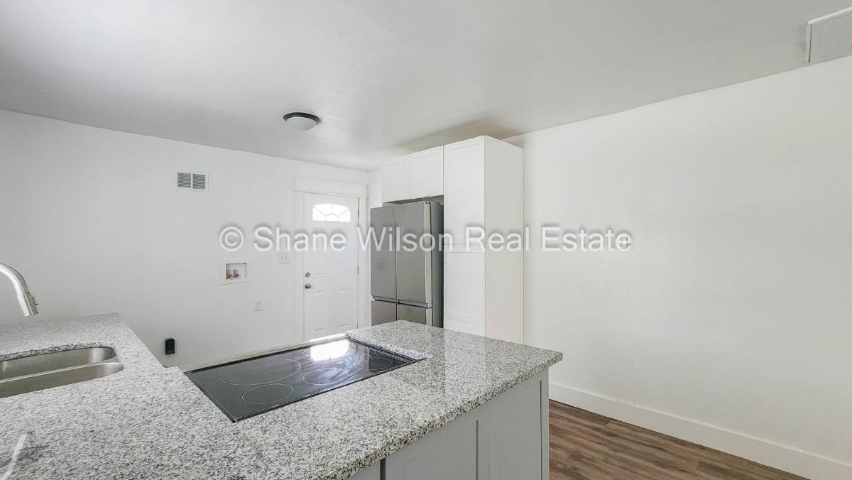 House for rent at 700 N Moore Rd, Chattanooga, TN 37411