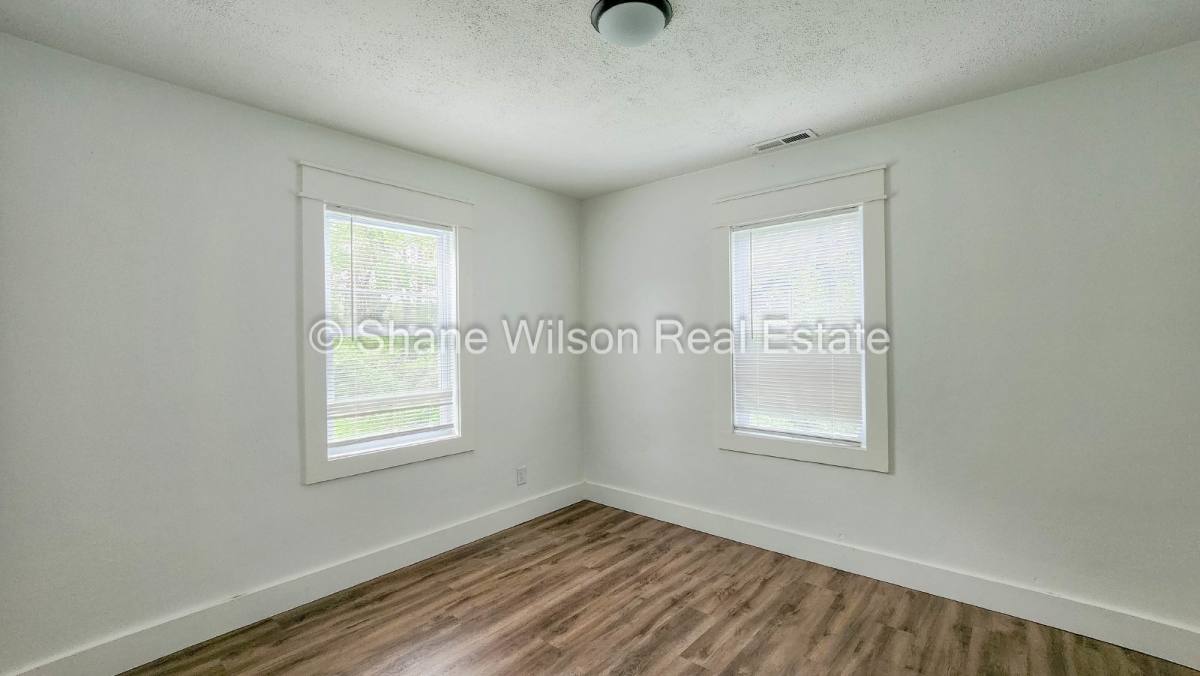 House for rent at 700 N Moore Rd, Chattanooga, TN 37411