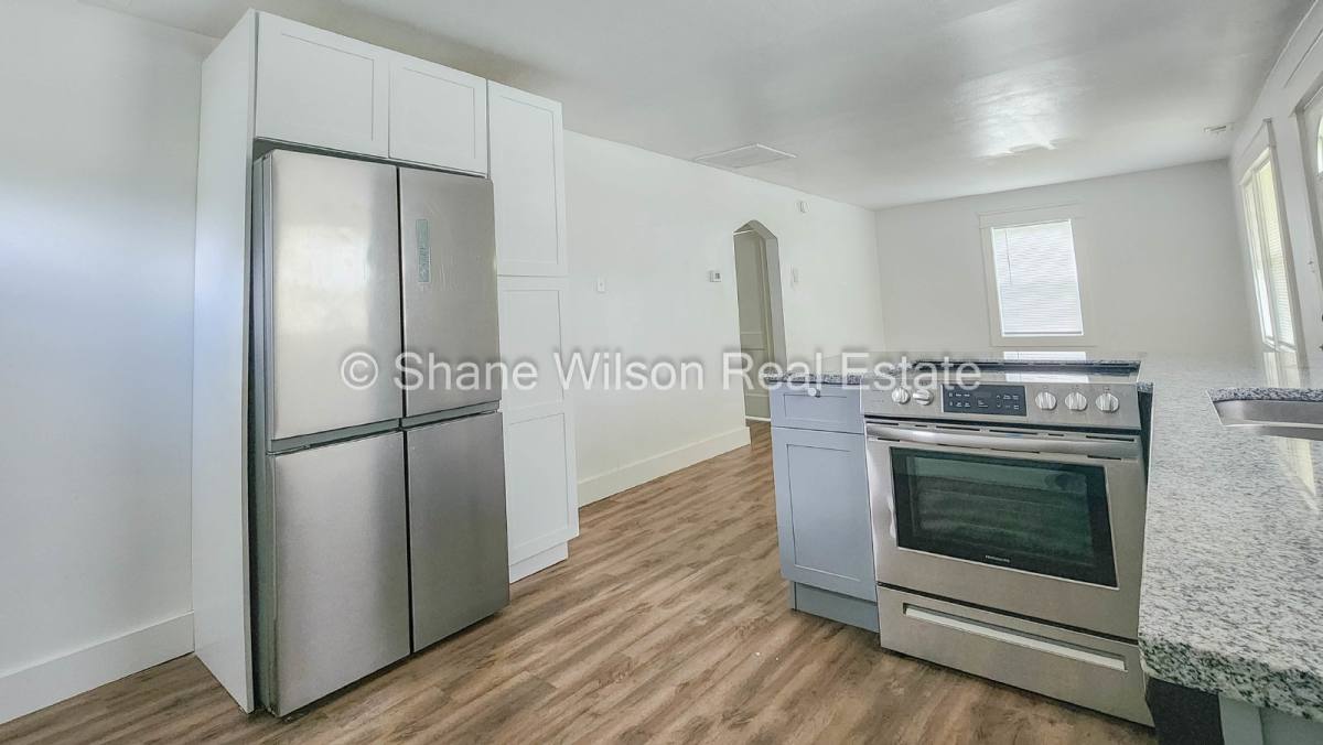 House for rent at 700 N Moore Rd, Chattanooga, TN 37411