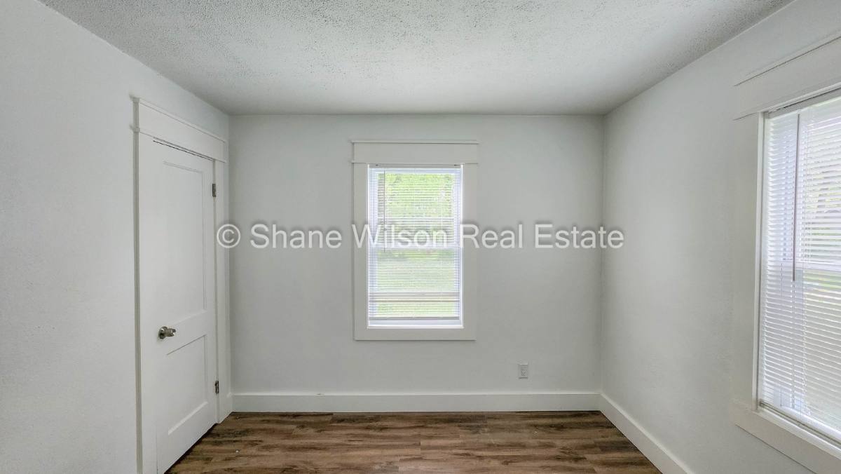 House for rent at 700 N Moore Rd, Chattanooga, TN 37411