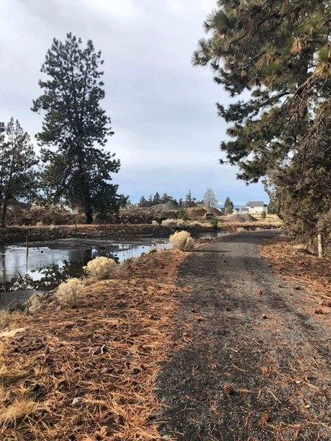 Townhouse for rent at 645 SE Reed Market Rd #B, Bend, OR 97702