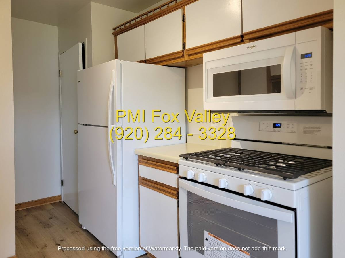 Condo for rent at 1430 W 2nd Ave, Oshkosh, WI 54902