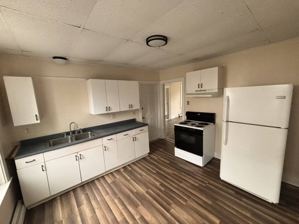 Apartment for rent at 746 Middle St #1, Bath, ME 04530