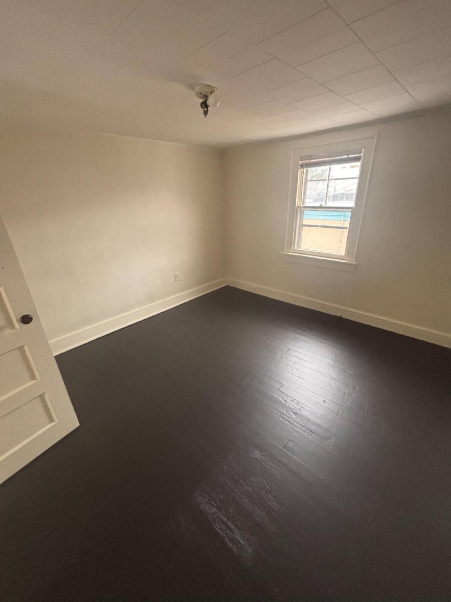 Apartment for rent at 9 1 2 Dunlap St, Brunswick, ME 04011
