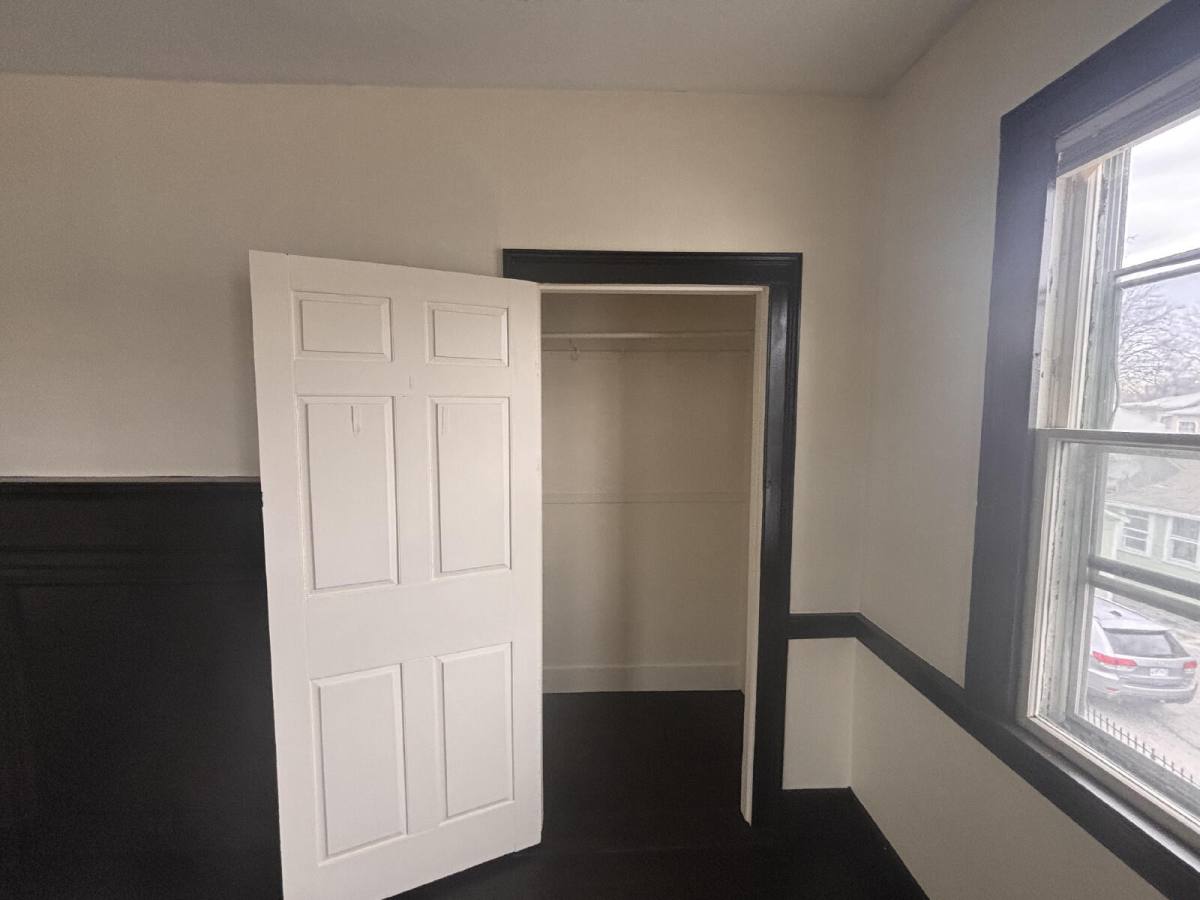Apartment for rent at 9 1 2 Dunlap St, Brunswick, ME 04011