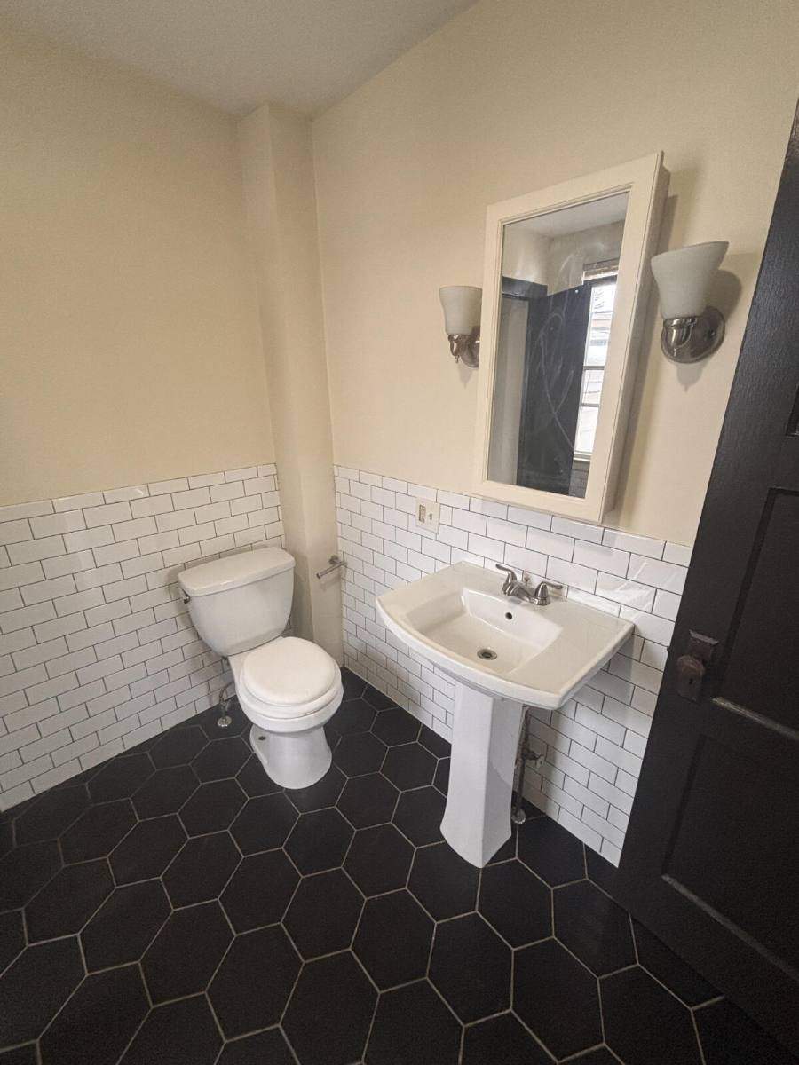 Apartment for rent at 9 1 2 Dunlap St, Brunswick, ME 04011
