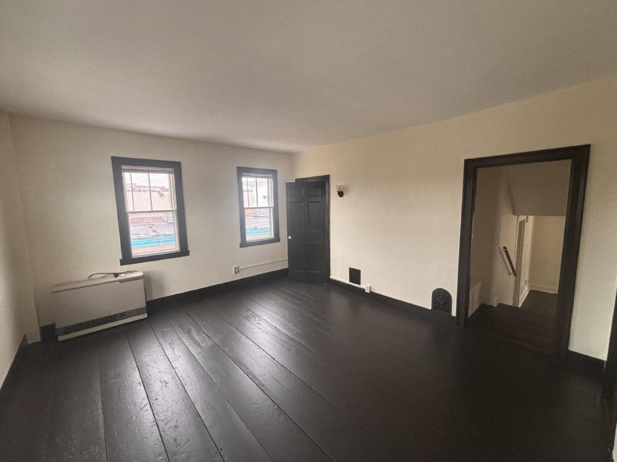 Apartment for rent at 9 1 2 Dunlap St, Brunswick, ME 04011