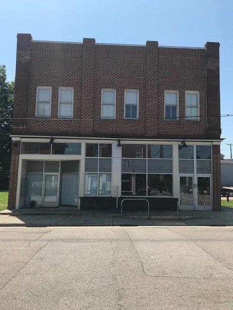 Apartment for rent at 714 High St E, Petersburg, VA 23803