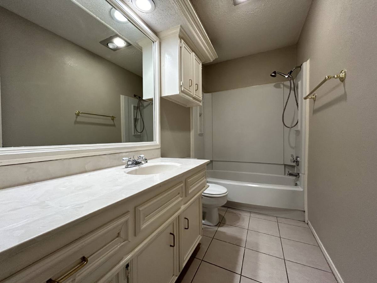 Townhouse for rent at 6708 Frankford Ave, Lubbock, TX 79424