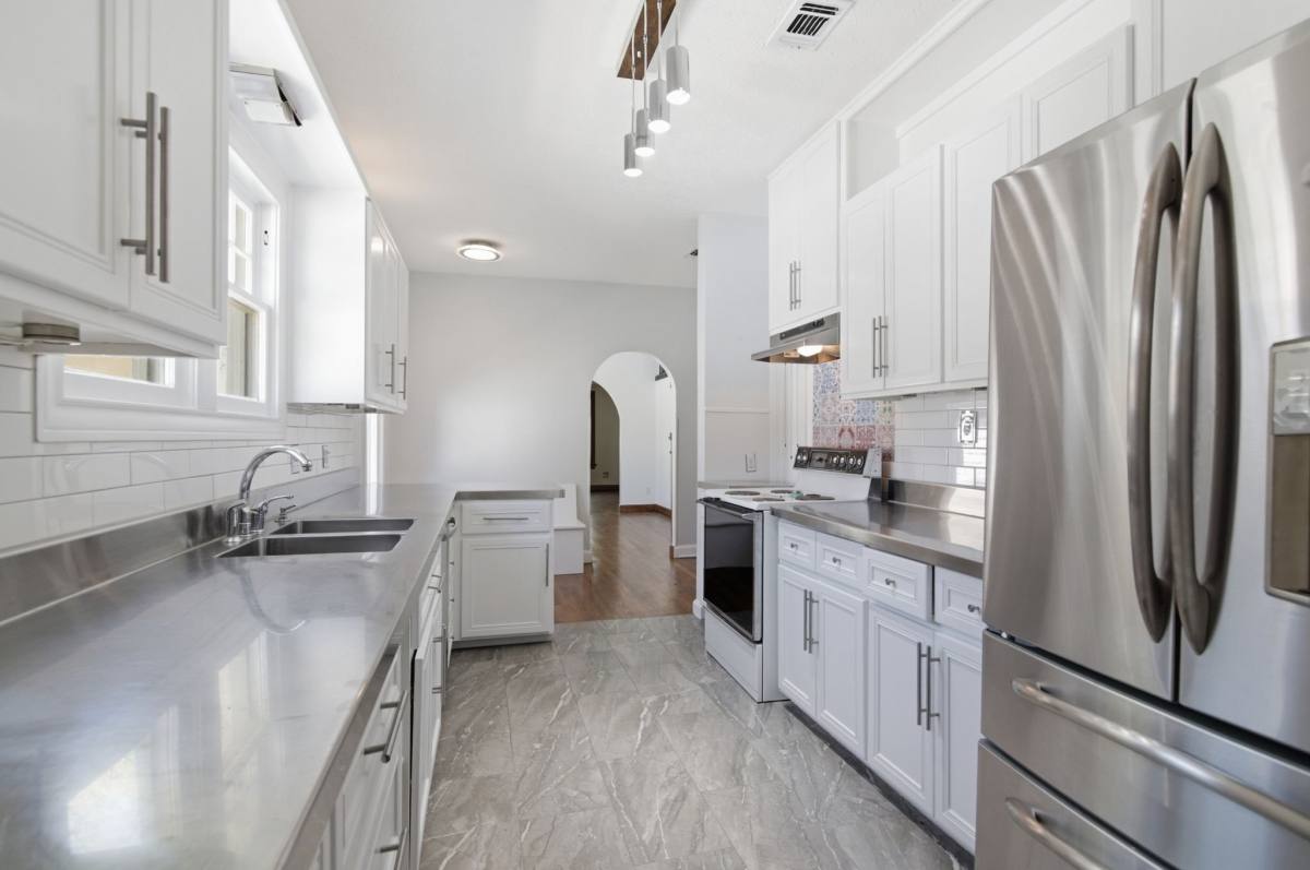 House for rent at 2516 Shirley Ave, Fort Worth, TX 76109