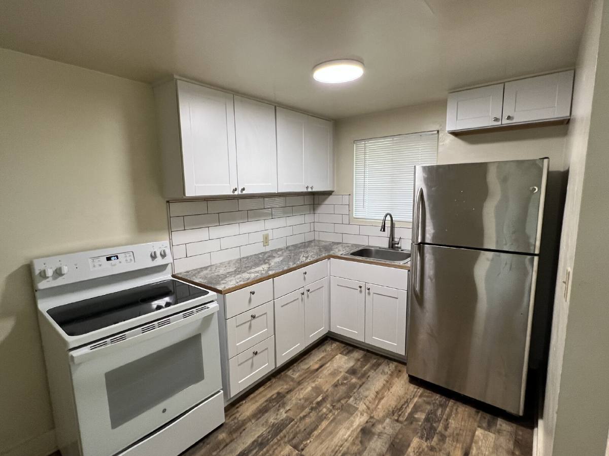Apartment for rent at 180 E 29th Ave, Eugene, OR 97405