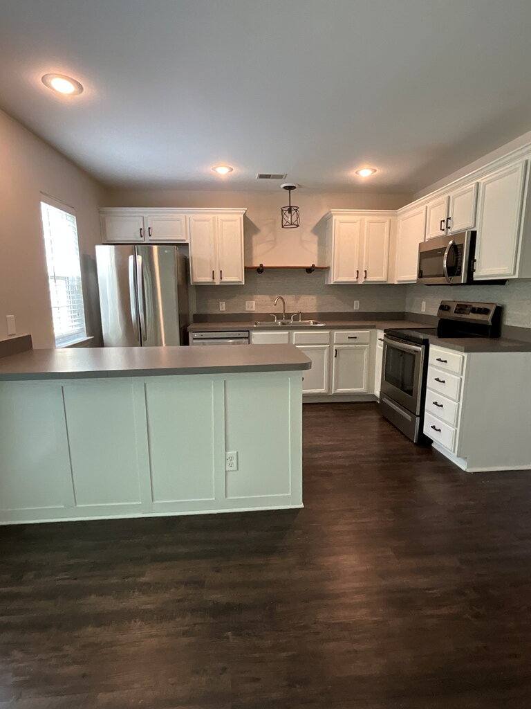 Townhouse for rent at 214 Sonata Circle, Pooler, GA 31322