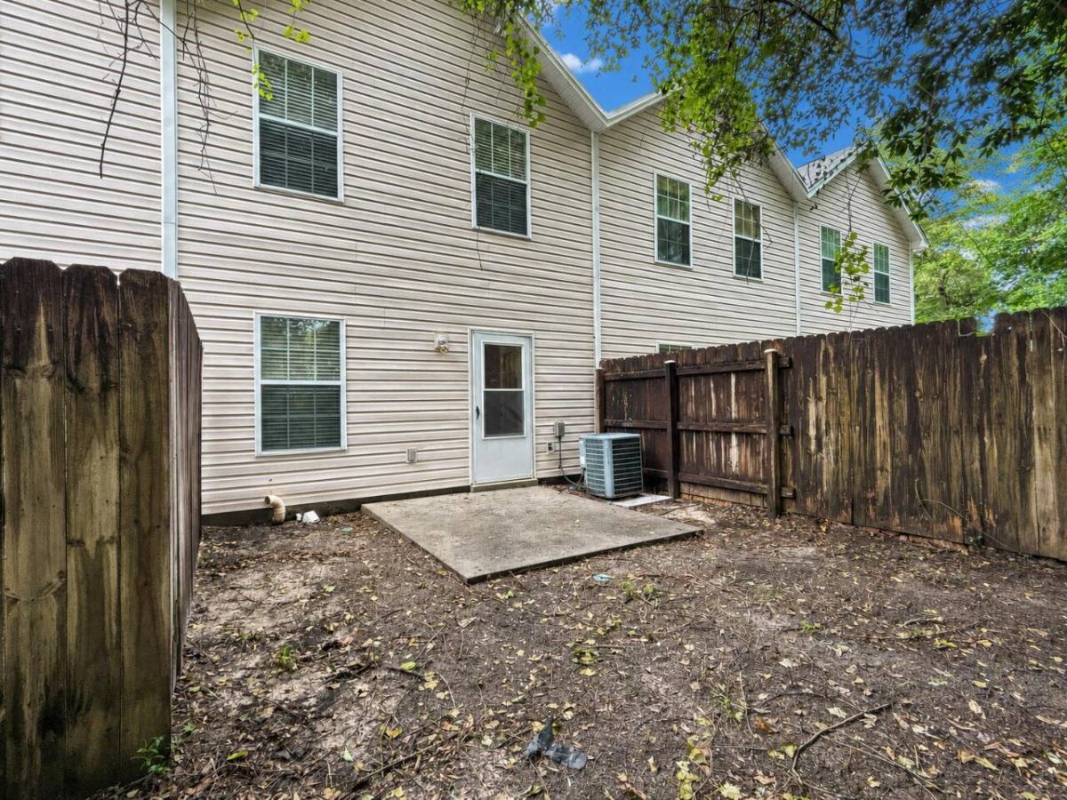 Townhouse for rent at 954 Scenic Oak Lane, Fort Walton Beach, FL 32547