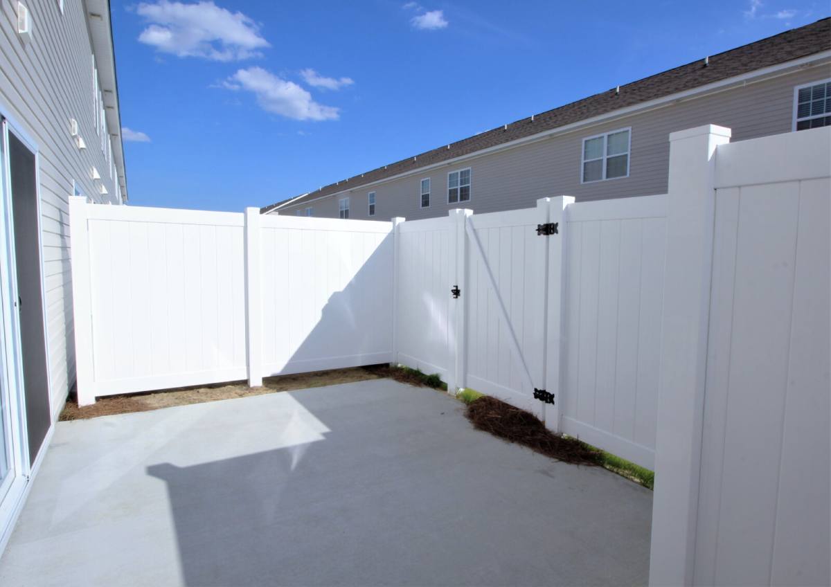 Townhouse for rent at 3329 G Briarcliff Dr, Greenville, NC 27834