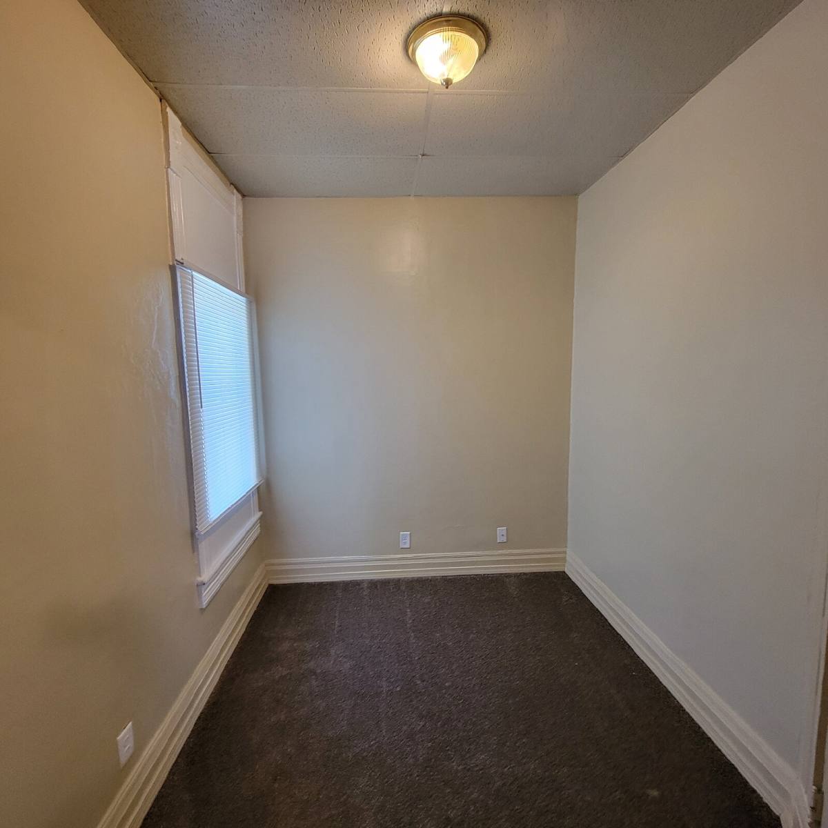 House for rent at 237 Eastern Ave, Indianapolis, IN 46201