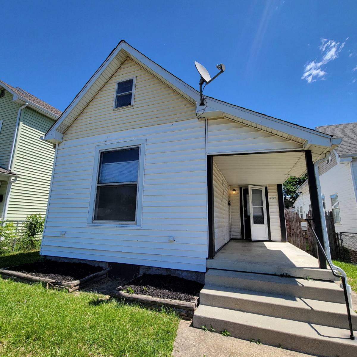 House for rent at 237 Eastern Ave, Indianapolis, IN 46201