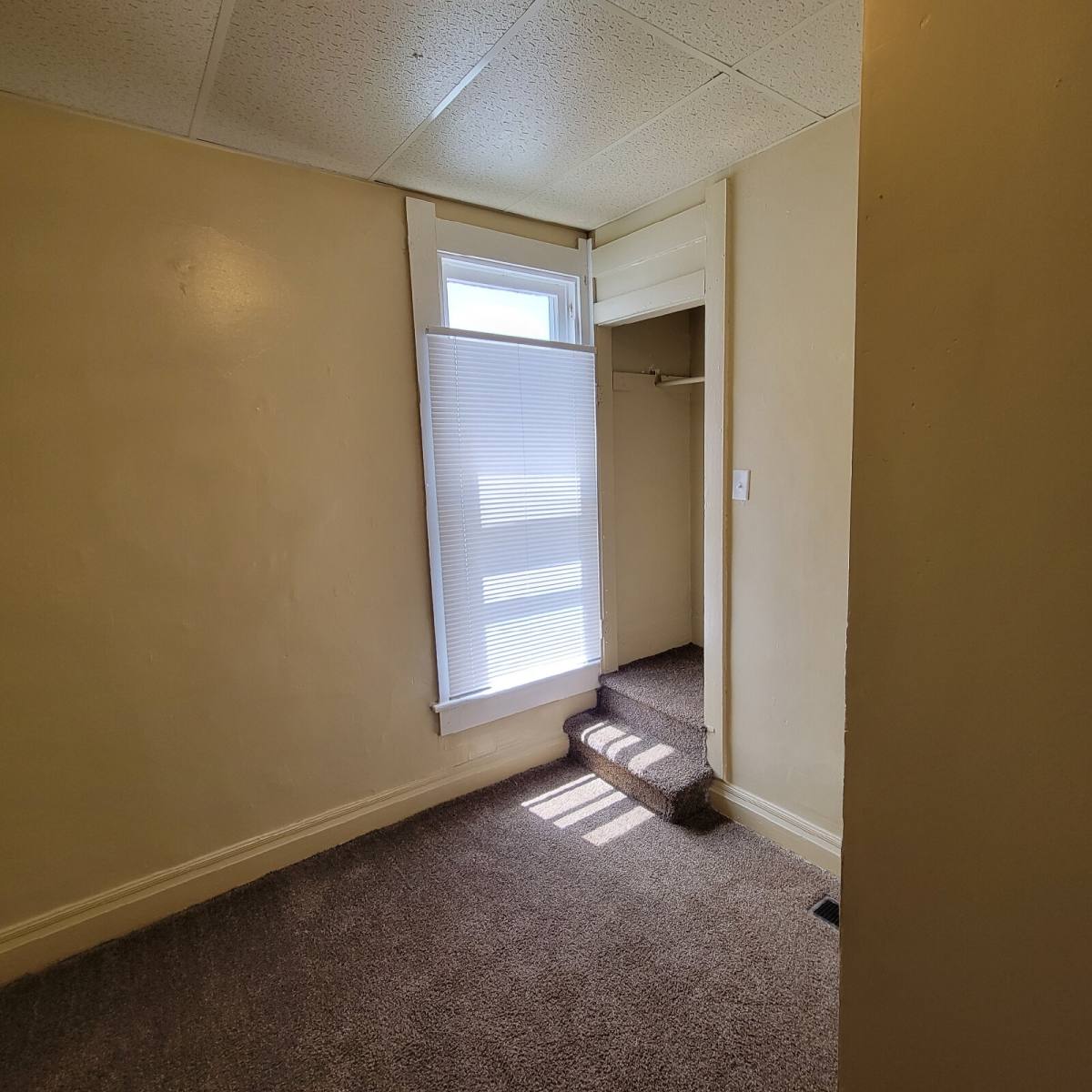 House for rent at 237 Eastern Ave, Indianapolis, IN 46201