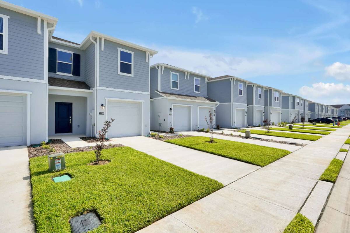 Townhouse for rent at 2939 Maloof Dr, Davenport, FL 33837