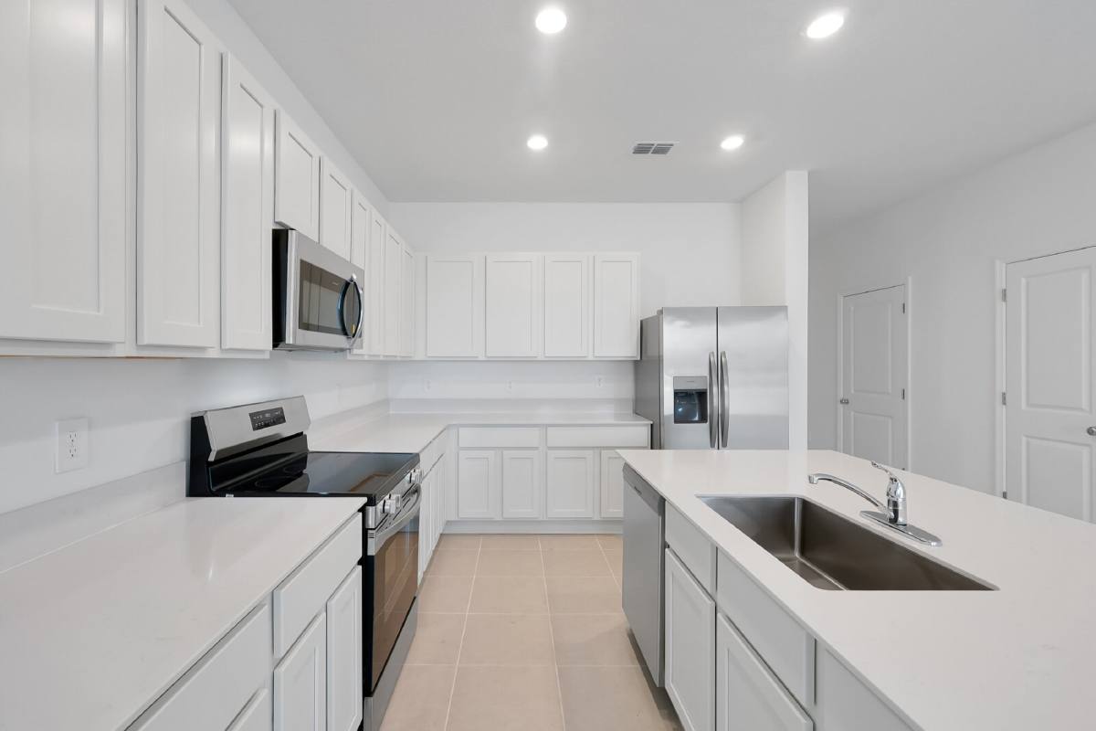 Townhouse for rent at 2939 Maloof Dr, Davenport, FL 33837