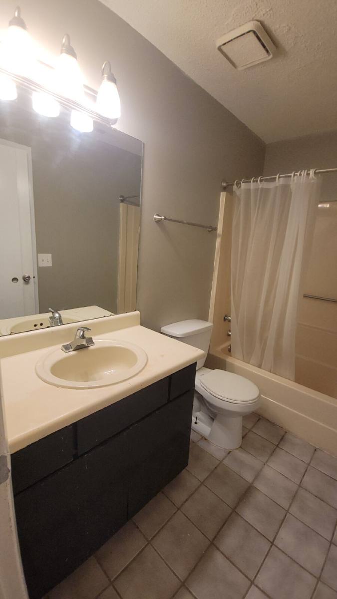 Apartment for rent at 4423 Bonnell Dr #L, Huntsville, AL 35816