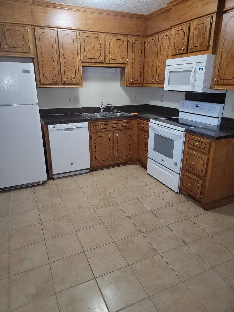 Apartment for rent at 278 Fleming Rd #A, Charleston, SC 29412
