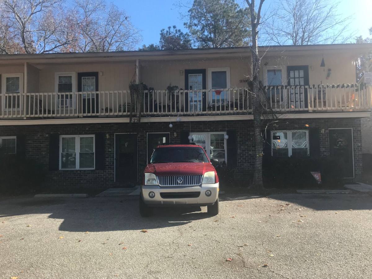 Apartment for rent at 278 Fleming Rd #A, Charleston, SC 29412