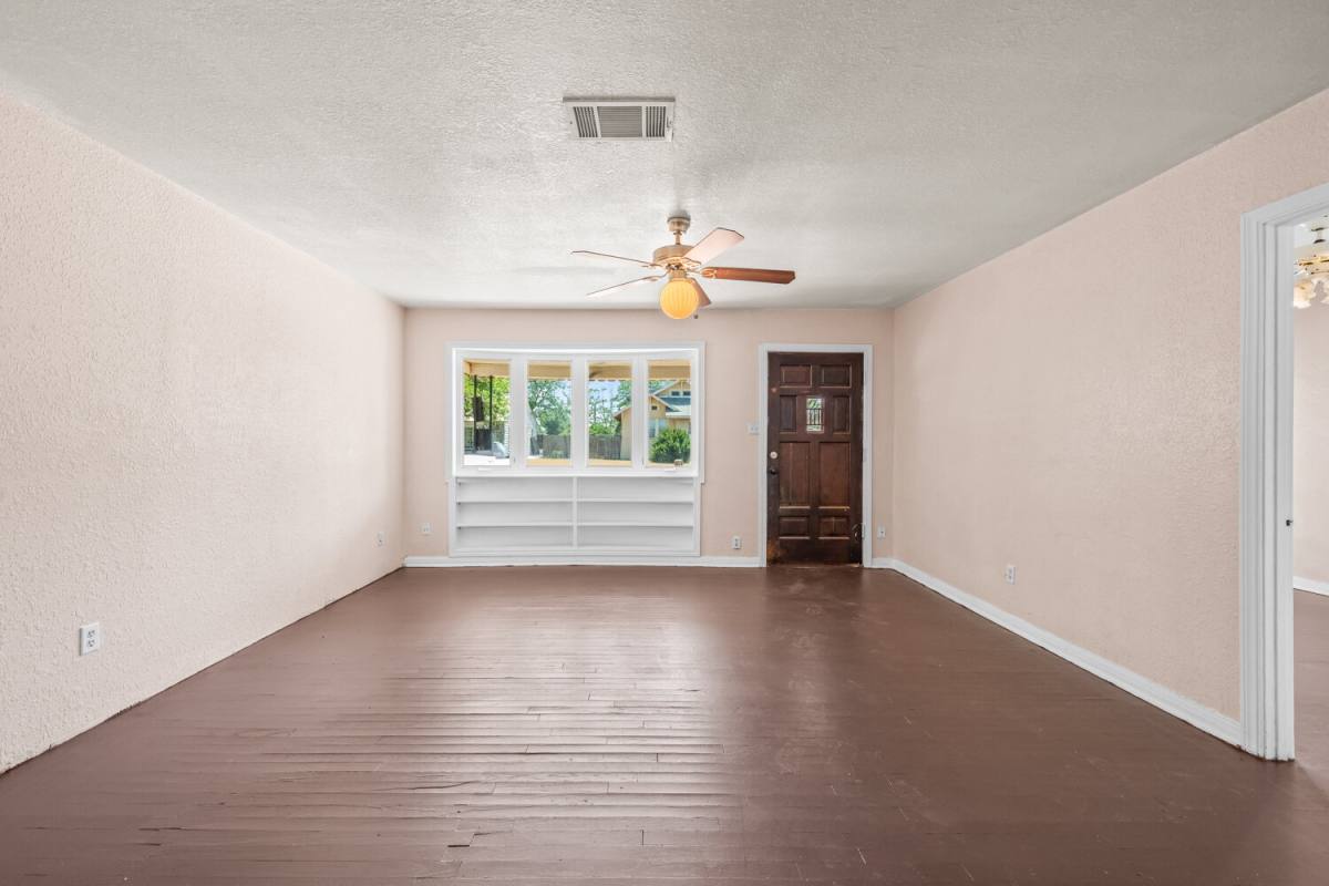 Apartment for rent at 1608 29th St #B, Lubbock, TX 79411