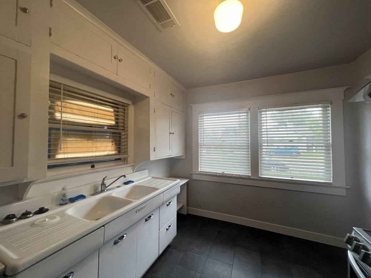 House for rent at 101 W 18th St, Merced, CA 95340