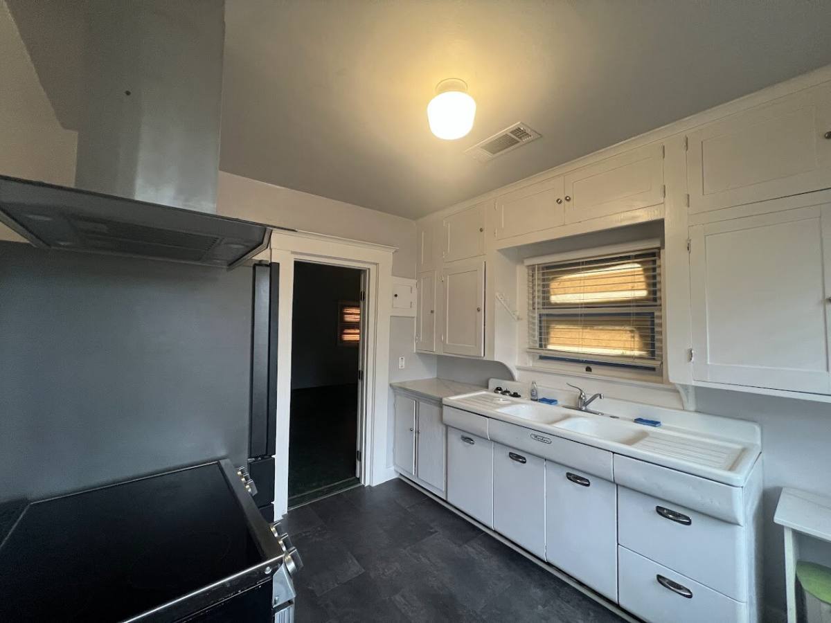 House for rent at 101 W 18th St, Merced, CA 95340