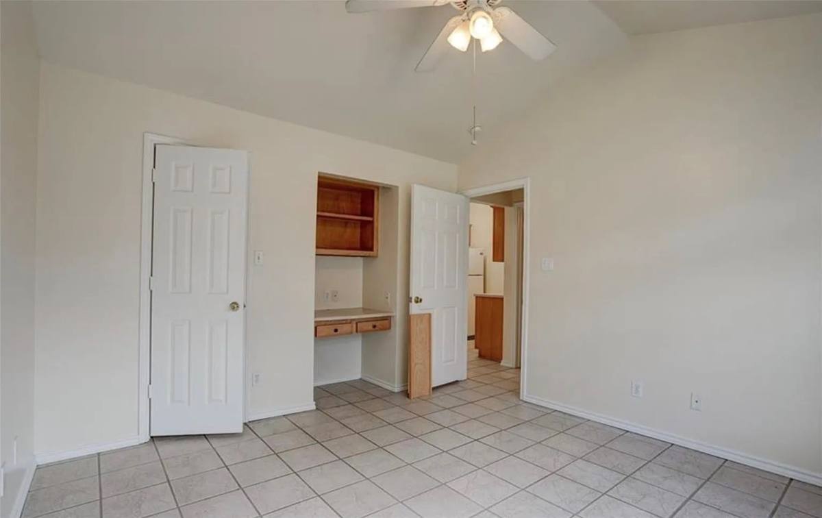Apartment for rent at 427 Lindsey St #111, San Marcos, TX 78666
