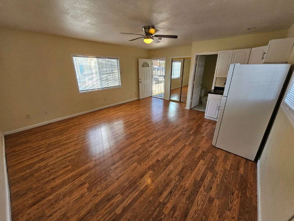 Apartment for rent at 331 S 9th St #4, Las Vegas, NV 89101