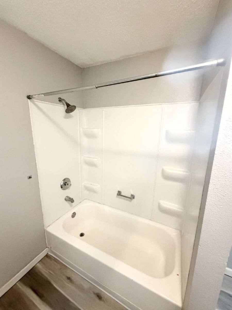 House for rent at 627 N Webster St, Saginaw, MI 48602