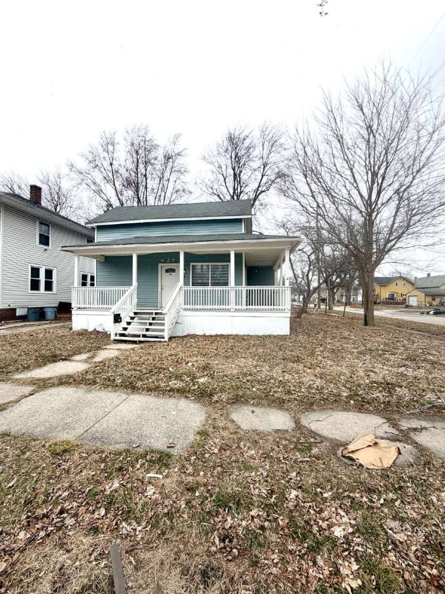 House for rent at 627 N Webster St, Saginaw, MI 48602