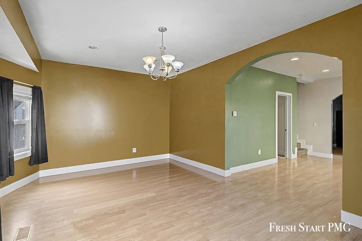 House for rent at 1113 Alpine Ave NW, Grand Rapids, MI 49504