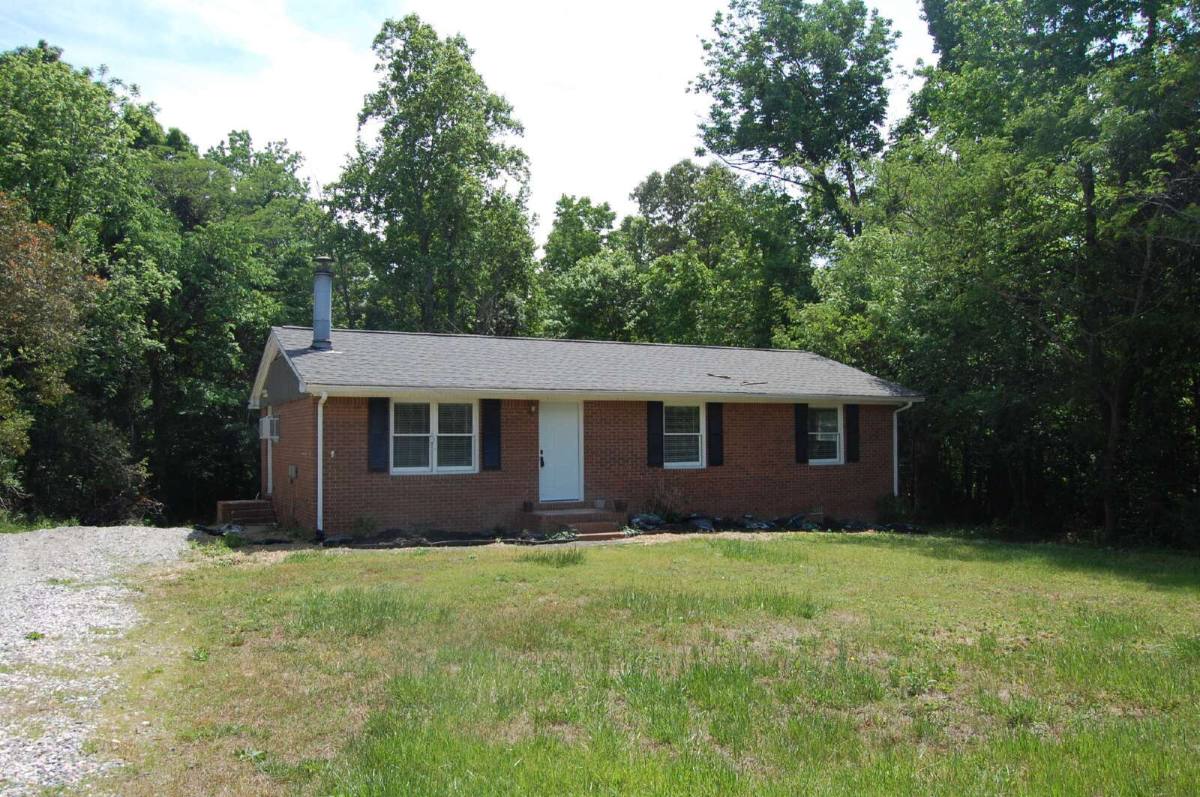 House for rent at 5142 Hillwood Dr, Kernersville, NC 27284