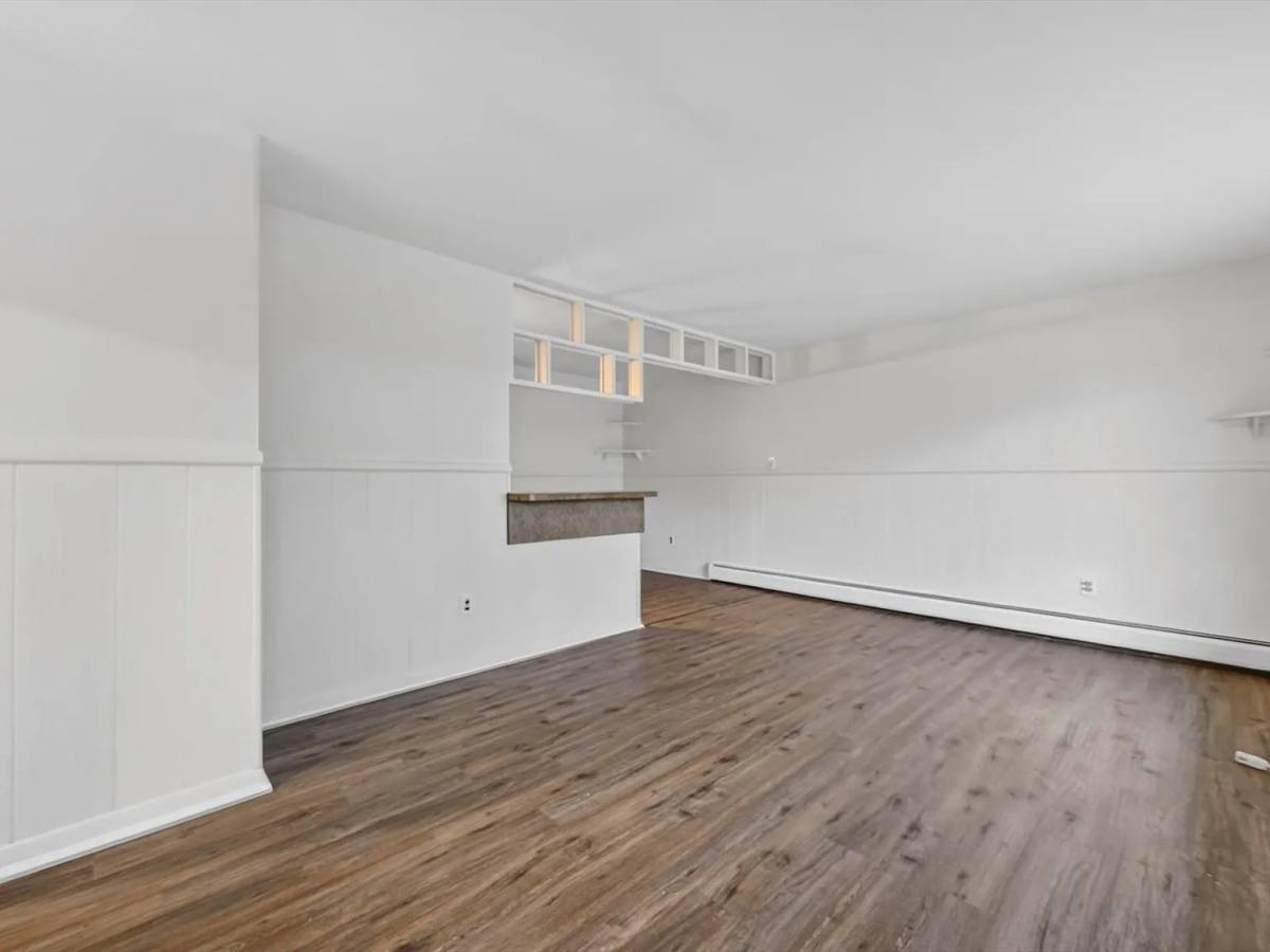 Apartment for rent at 151 E McHattie St #6, South Lyon, MI 48178