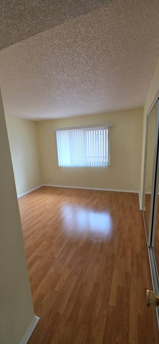 Apartment for rent at 125 Olive St #103, Glendale, CA 91206