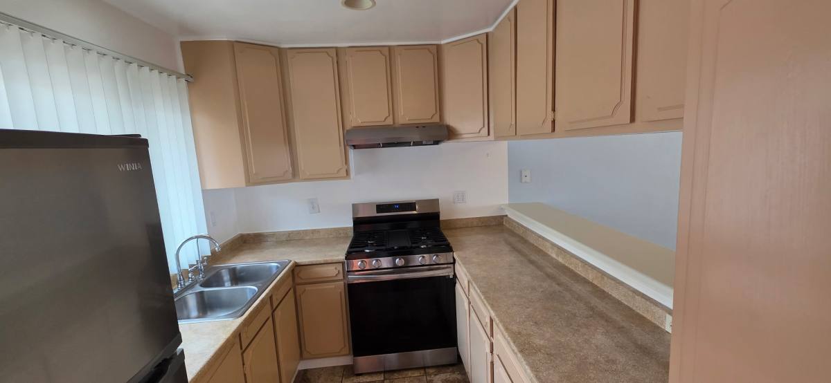 Apartment for rent at 125 Olive St #103, Glendale, CA 91206