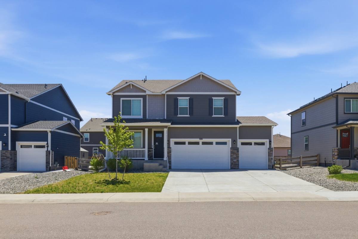 House for rent at 45838 Red Tail Dr, Bennett, CO 80102