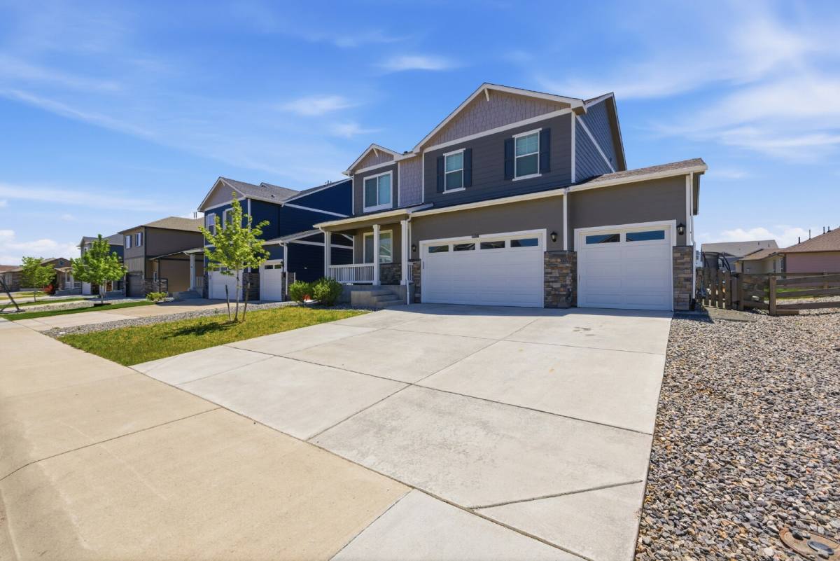 House for rent at 45838 Red Tail Dr, Bennett, CO 80102