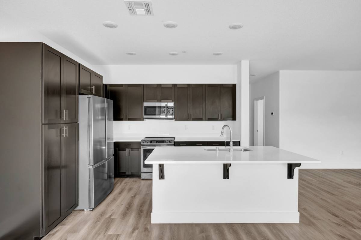 Townhouse for rent at 5301 E Commerce Way #34103, Sacramento, CA 95835