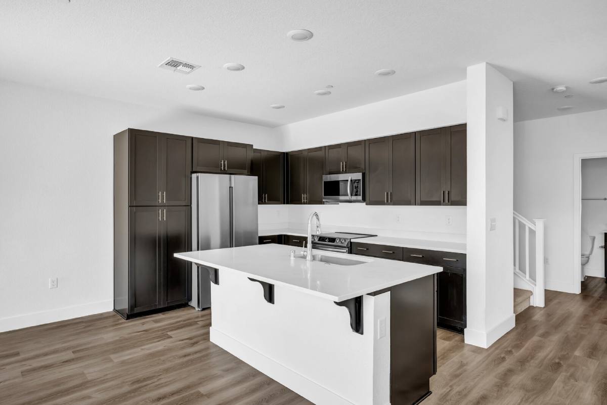 Townhouse for rent at 5301 E Commerce Way #34103, Sacramento, CA 95835