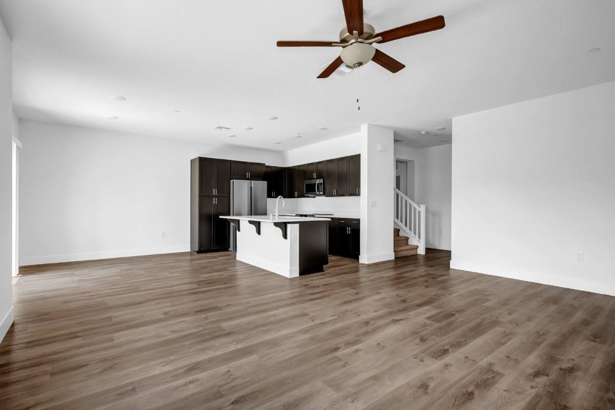 Townhouse for rent at 5301 E Commerce Way #34103, Sacramento, CA 95835
